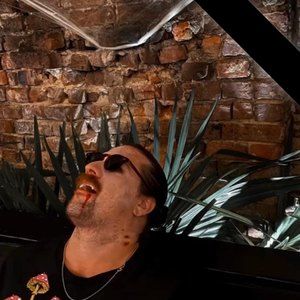 Meet your Posher, Bryan